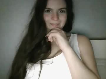 2bigblueberrymuffins live cam preview — HD — bigboobs — age 23