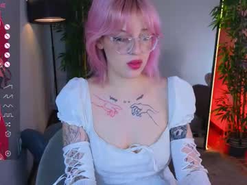  Ho11y  live cam preview — HD — lovense — age 23