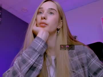  Kellykitten  live cam preview — HD — skinny — age 0