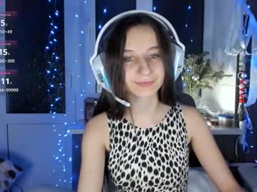  Nika Kik live cam preview — HD — longtongue — age 20