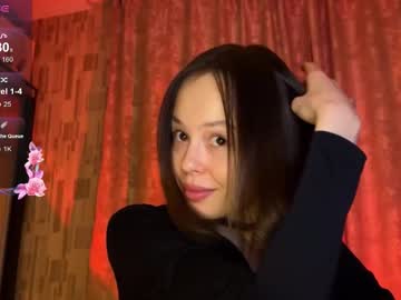 Adel Evans live cam preview — HD — 18 — age 19