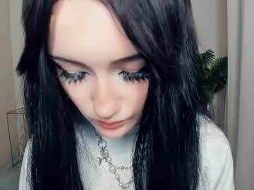 Adriamascioli live cam preview — HD — new — age 18
