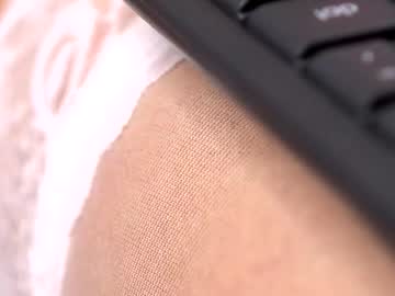 Aishleybee profile image (offline)