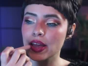 Alessa Goreng live cam preview — HD — goth — age 29