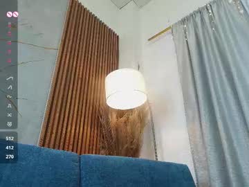 Alexa Foxx27 live cam preview — HD — lush — age 25