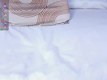 Alexia  Cox live cam preview — HD — ebony — age 22