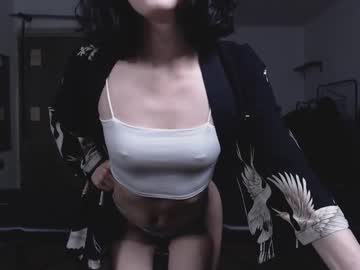 Alice Glo live cam preview — HD — teen — age 0