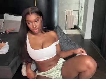 Alonayumm live cam profile photo