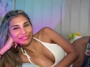 Aniishaa live cam preview — shy — age 21