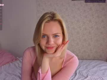 Anika Heir live cam preview — HD — 18 — age 19