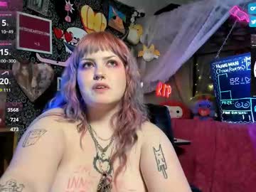 Artsyheartsyy live cam preview — HD — goddess — age 26