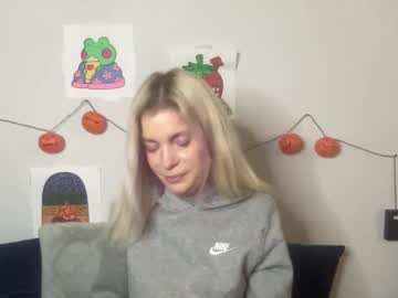 Ashleebby818 live cam preview — HD — new — age 26