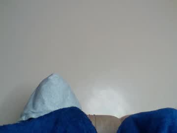 Baddie Bunnie live cam preview — lovense — age 19