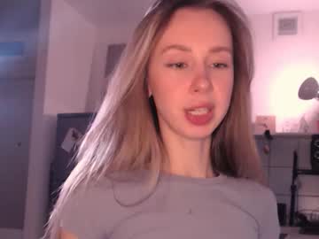 Bestzoeyever live cam preview — HD — lush — age 99