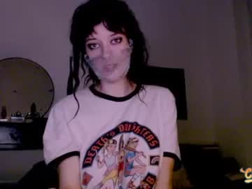 Bleu Belladone live cam preview — french — age 99