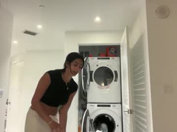 Camiliakxoxo live cam preview — joi — age 28