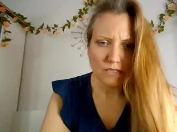 Candy Cougar82 live cam preview — german — age 43