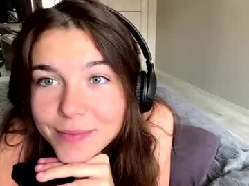 Carolynnsobey profile image (offline)