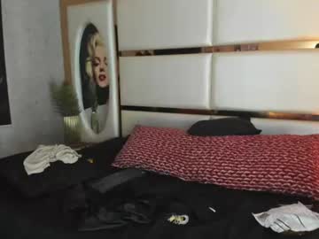 Celeste Starsss live cam preview — HD — lesbian — age 0