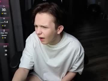 Christie Sayka live cam preview — HD — new — age 18