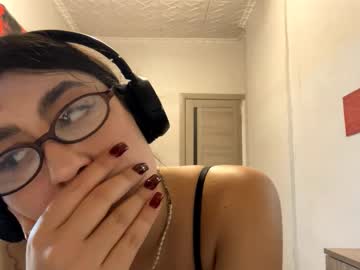 Clarinegillmer live cam preview — HD — new — age 18