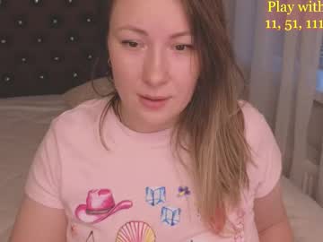 Cute Darina live cam preview — HD — lovense — age 99