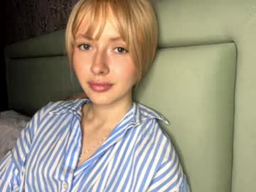 Cutieblondyy live cam profile photo