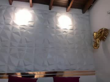 Dami Doll live cam preview — HD — 18 — age 18