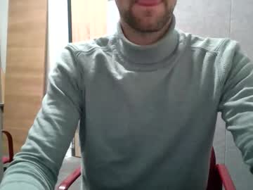 Dutchthickdad live cam preview — daddy — age 0