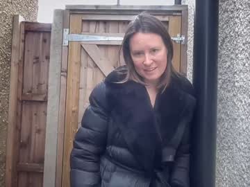 Eatmypie69 live cam preview — HD — milf — age 30