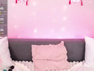Evarey  live cam preview — HD — lush — age 23