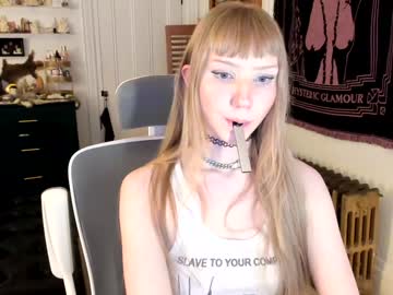 Eve003300 live cam preview — live — hairyarmpits — age 26