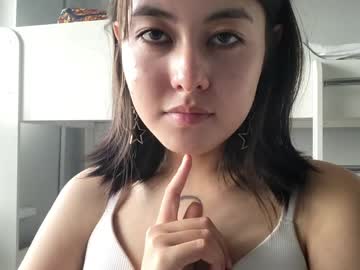 Fawnblink live cam preview — HD — new — age 0