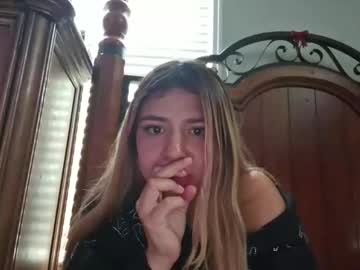 Findombratty live cam profile photo