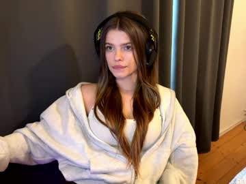 Flannelflutter live cam profile photo