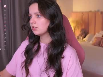 Fluffy Waffles live cam preview — HD — smalltits — age 20