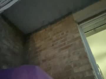 Freakydlboii live cam preview — young — age 21