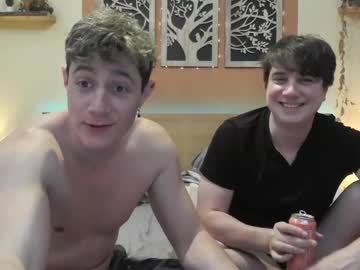 Frenchhornybibs live cam preview — live — HD — gay — age 34