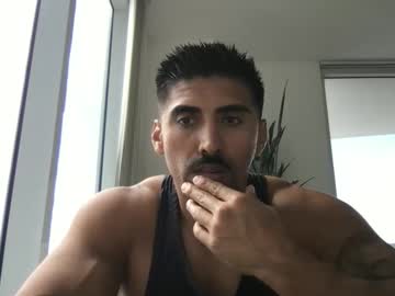 Georgelopezfit live cam preview — muscleworship — age 35