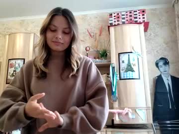 Giuseppinasporcic live cam preview — HD — new — age 18