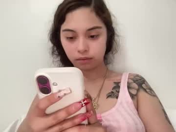 H3nnynlace live cam profile photo