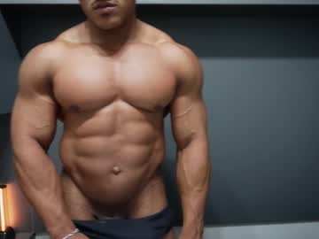 Henrimusclee live cam preview — HD — muscle — age 19