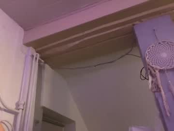 Holliedavine live cam preview — HD — 18 — age 18
