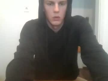 Holydegenerate live cam preview — cuckold — age 28