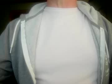 Il Undercover live cam preview — married — age 0