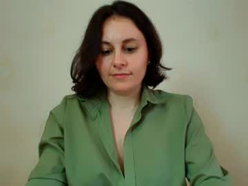 Inessa Beauty live cam preview — HD — milf — age 26