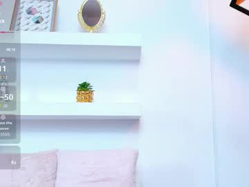 Isabellamonet live cam preview — HD — 18 — age 21