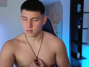 James Cr live cam preview — HD — latino — age 21