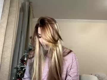 Jenisegluckman live cam preview — HD — teen — age 18