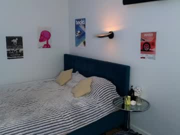 Jinny Gin live cam preview — HD — new — age 18